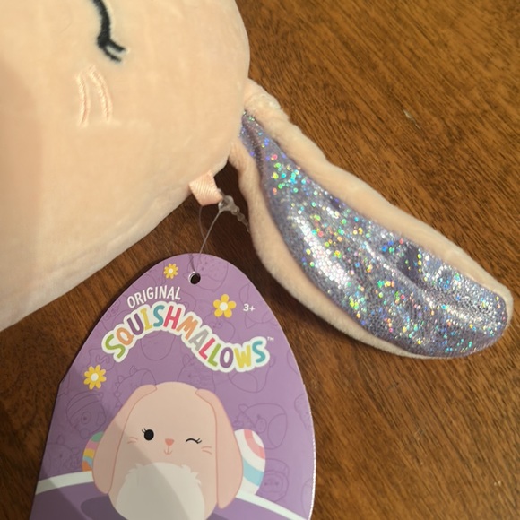 Satine 5"
Squishmallows - Picture 4 of 7